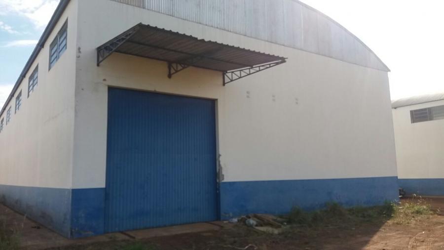 Depósito-Galpão-Armazém para alugar, 750m² - Foto 2