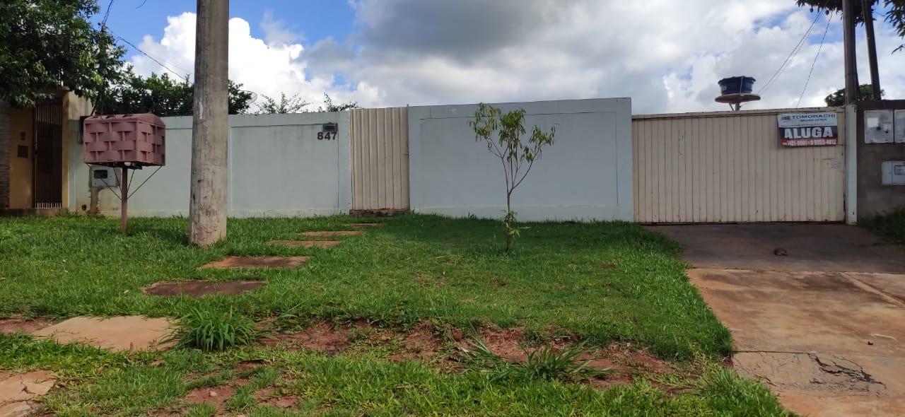 Casa para alugar com 2 quartos, 180m² - Foto 2