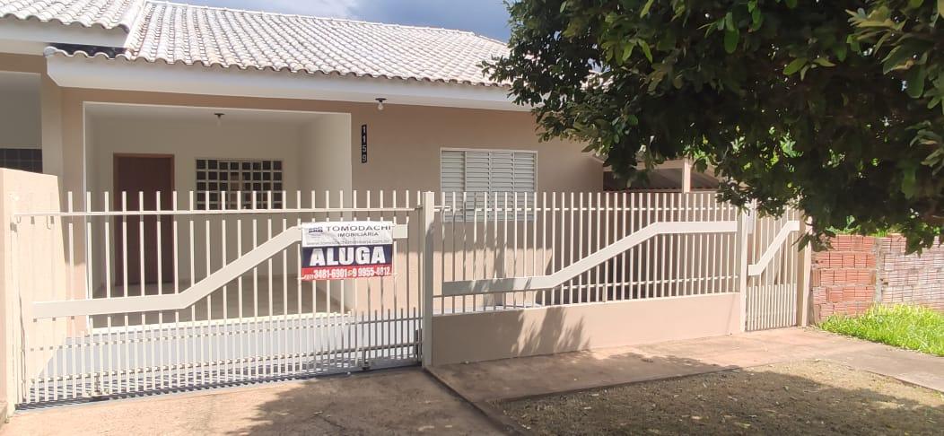 Casa para alugar com 3 quartos, 96m² - Foto 1