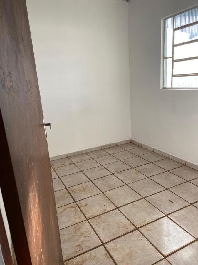 Casa para alugar com 3 quartos, 250m² - Foto 18