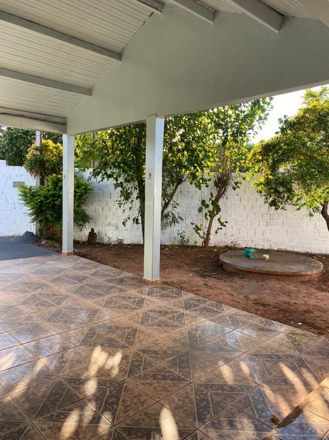 Casa para alugar com 3 quartos, 250m² - Foto 11