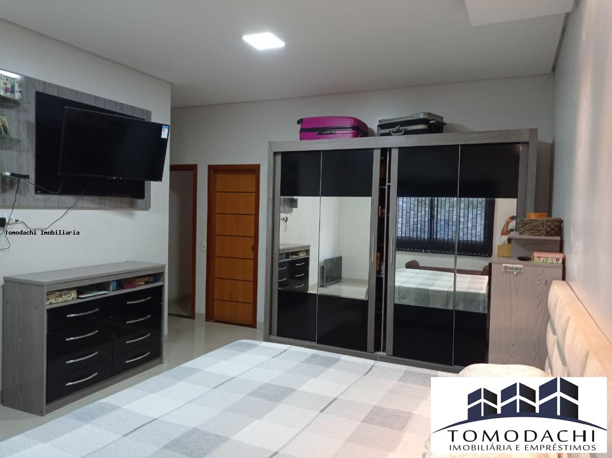 Casa à venda com 3 quartos, 250m² - Foto 10