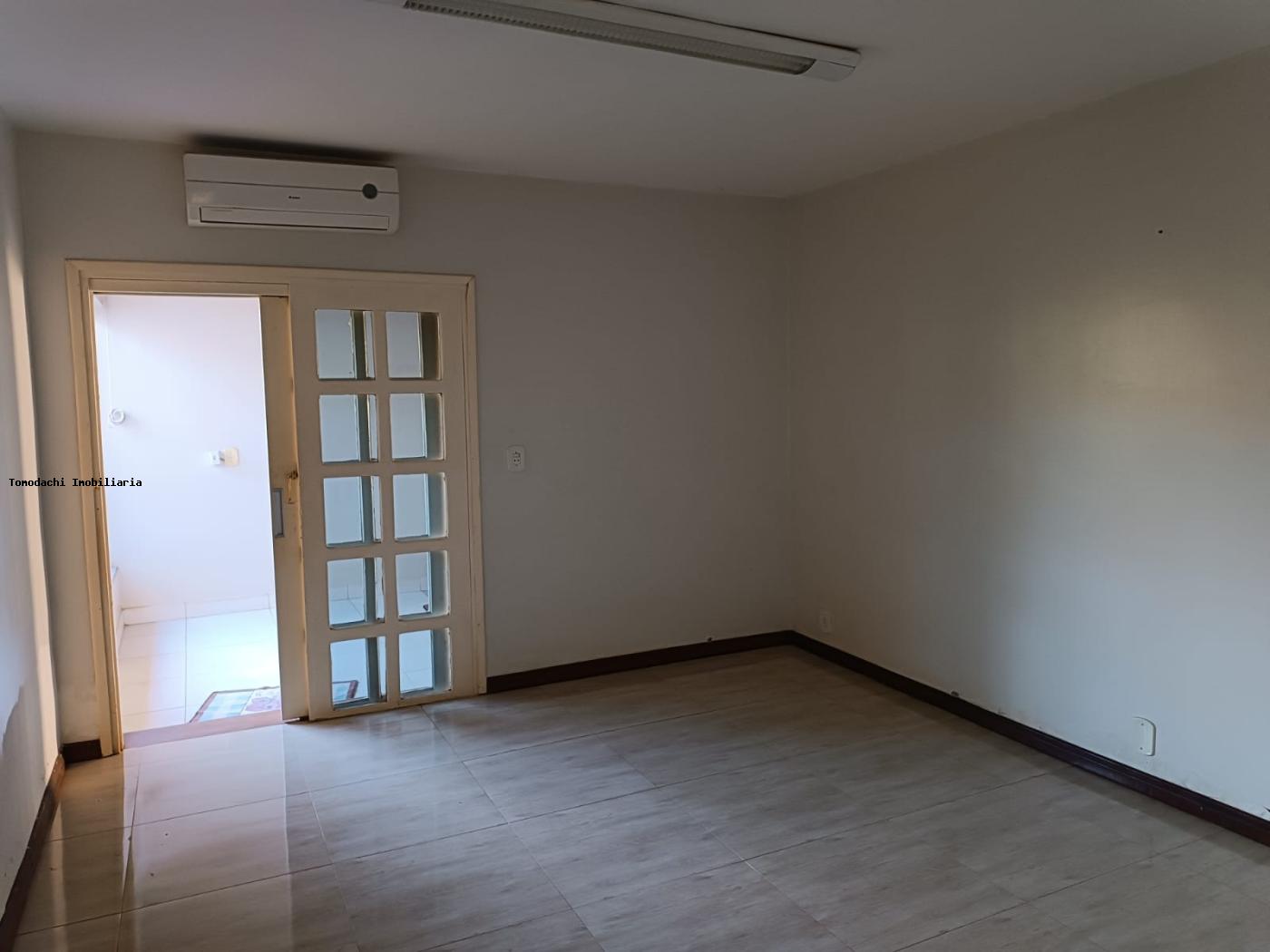 Casa à venda com 3 quartos, 1250m² - Foto 11