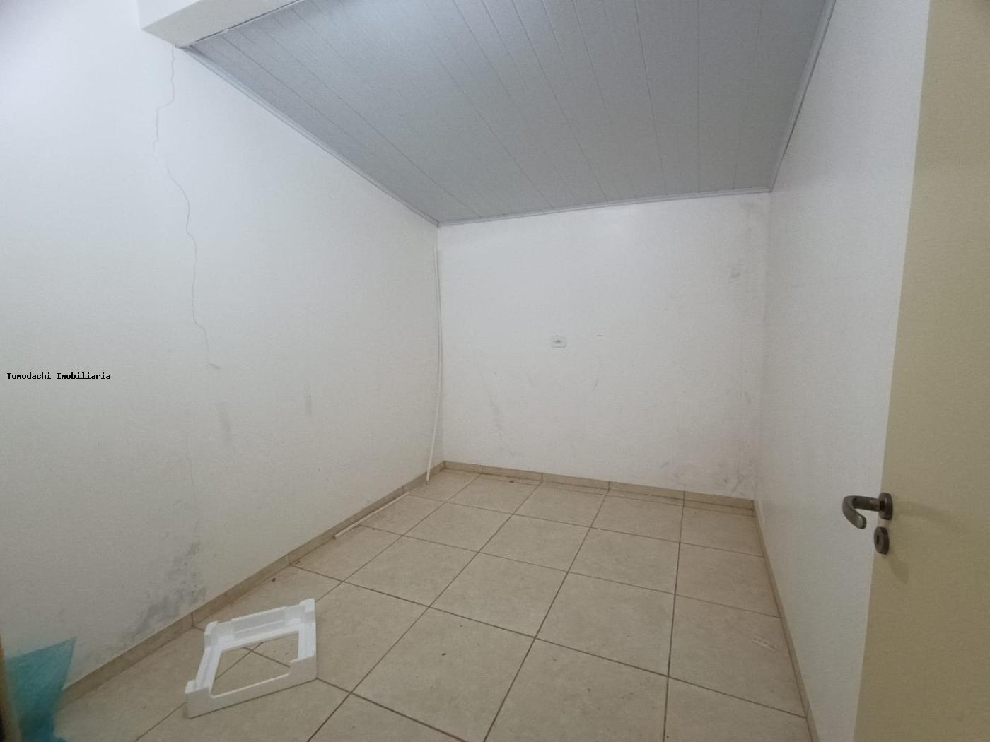 Casa para alugar com 3 quartos, 300m² - Foto 8