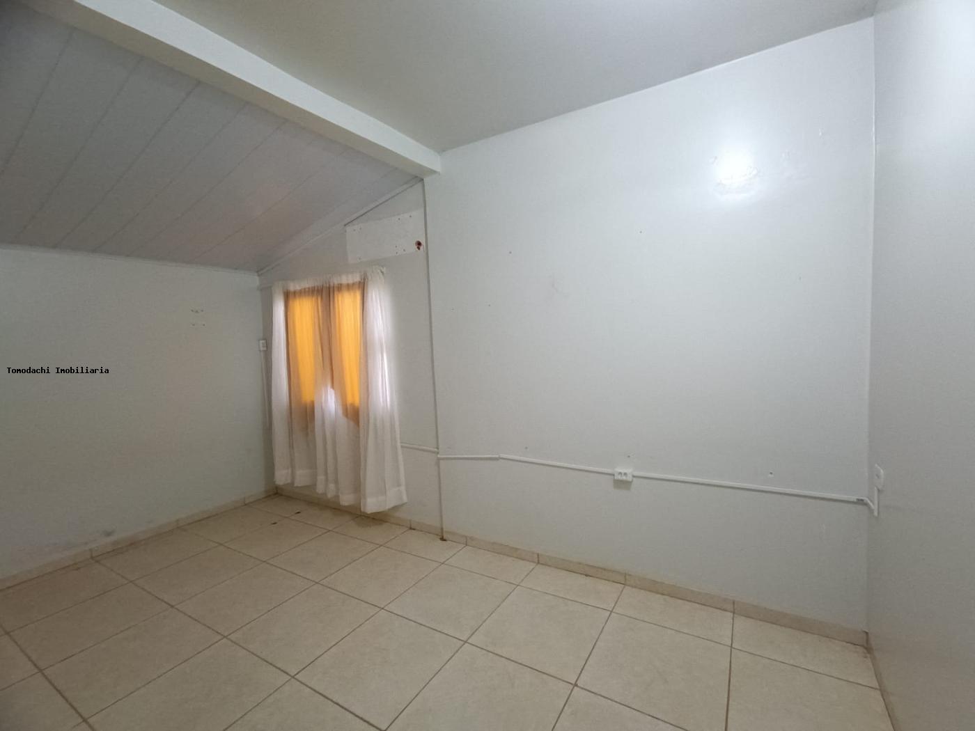 Casa para alugar com 3 quartos, 300m² - Foto 9