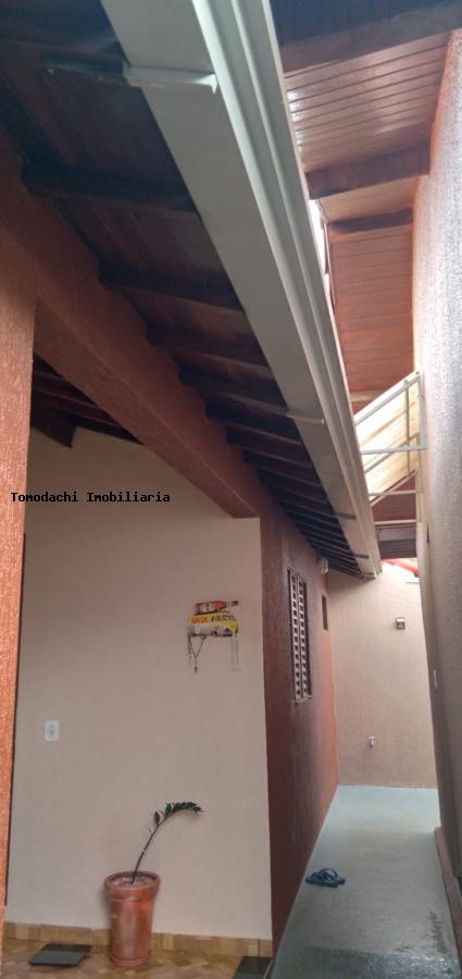 Casa à venda com 3 quartos, 200m² - Foto 2